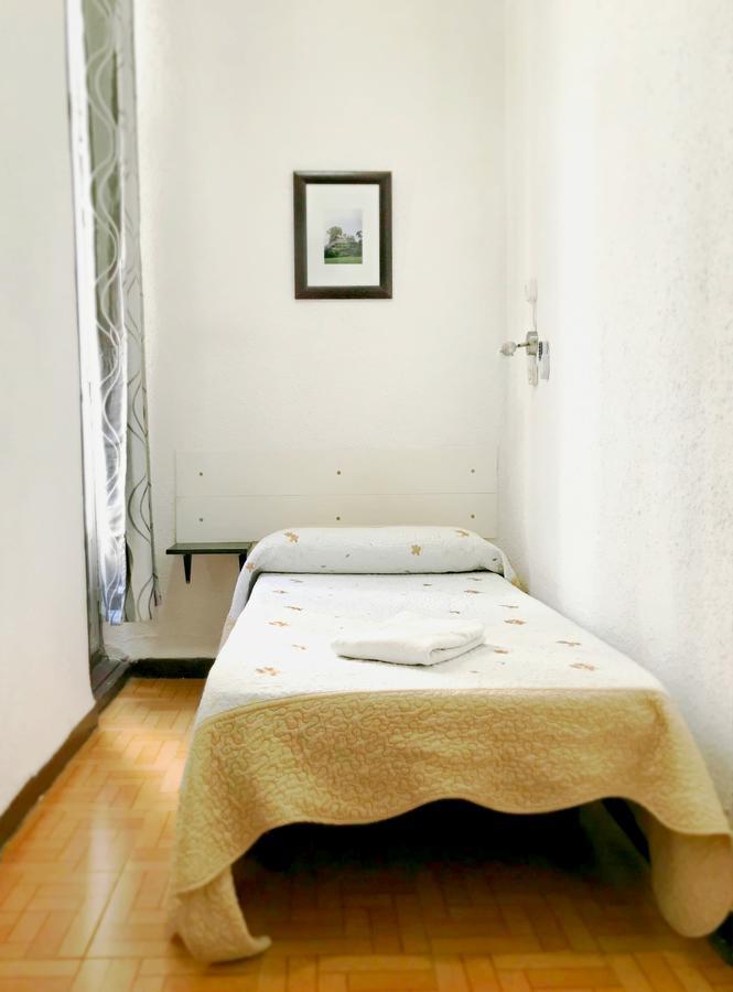 Hostal Los Arcos Madrid Ngoại thất bức ảnh