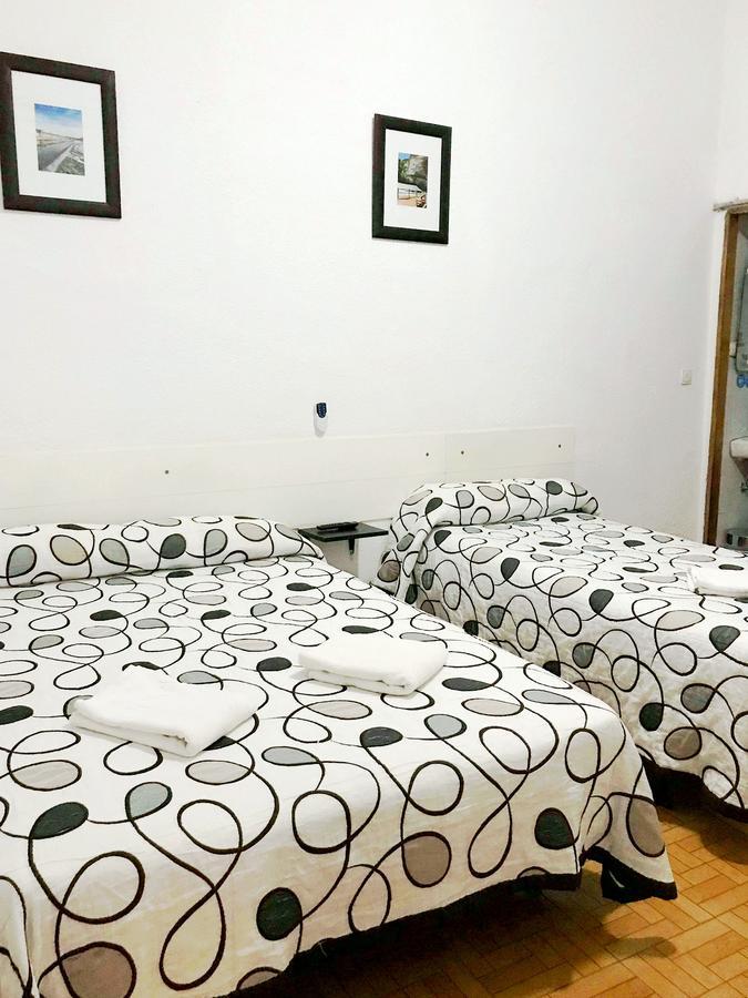 Hostal Los Arcos Madrid Ngoại thất bức ảnh